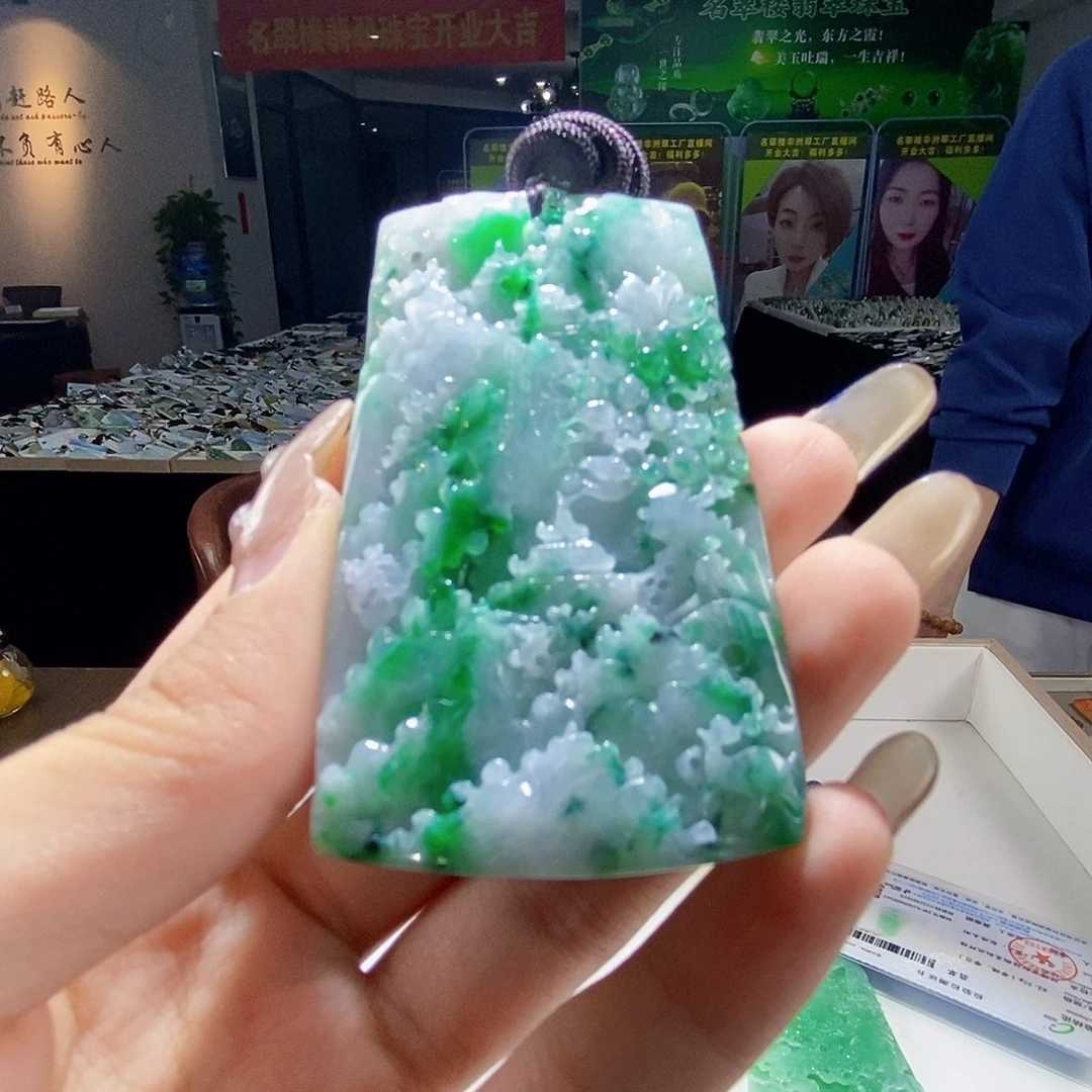 颈饰未镶嵌翡翠翡翠