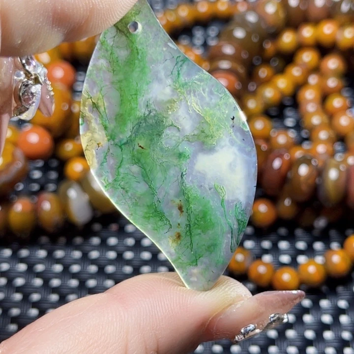 玛瑙/玉髓颈饰未镶嵌旁*者