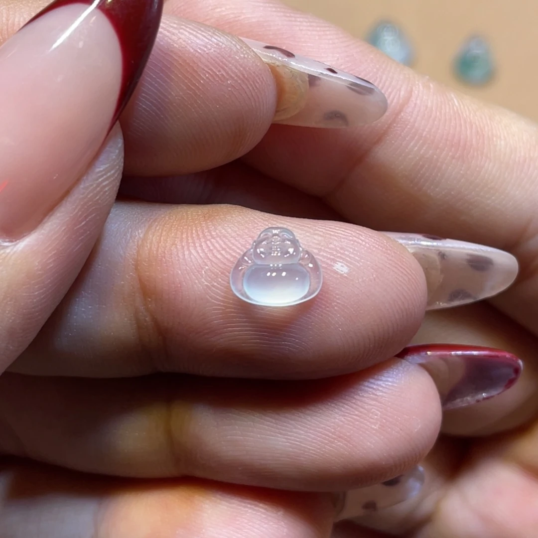 颈饰未镶嵌翡翠佛公