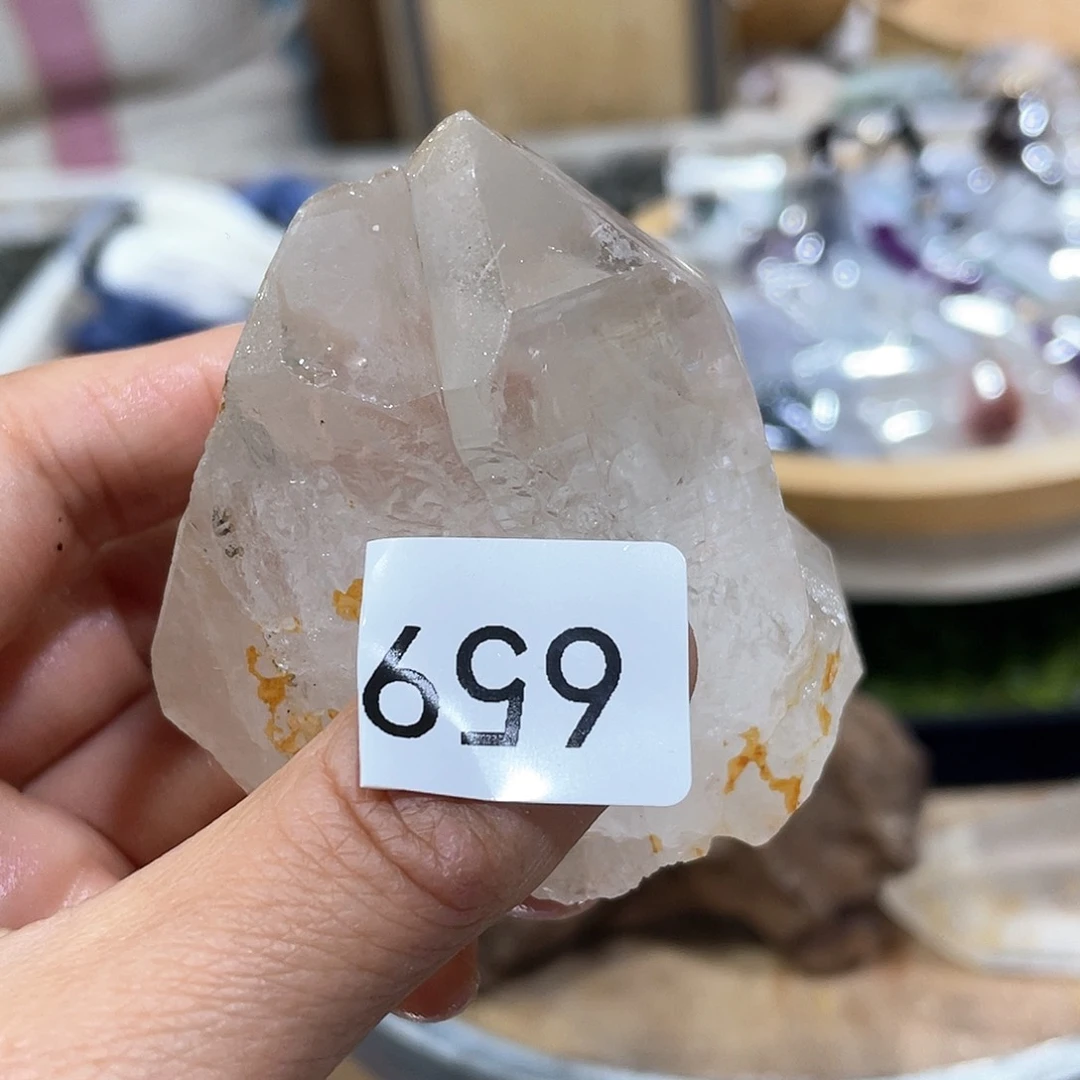 水晶摆件……未镶嵌