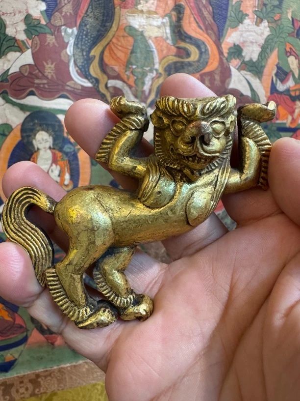 罕见铜鎏金铸造雪山狮，一眼货