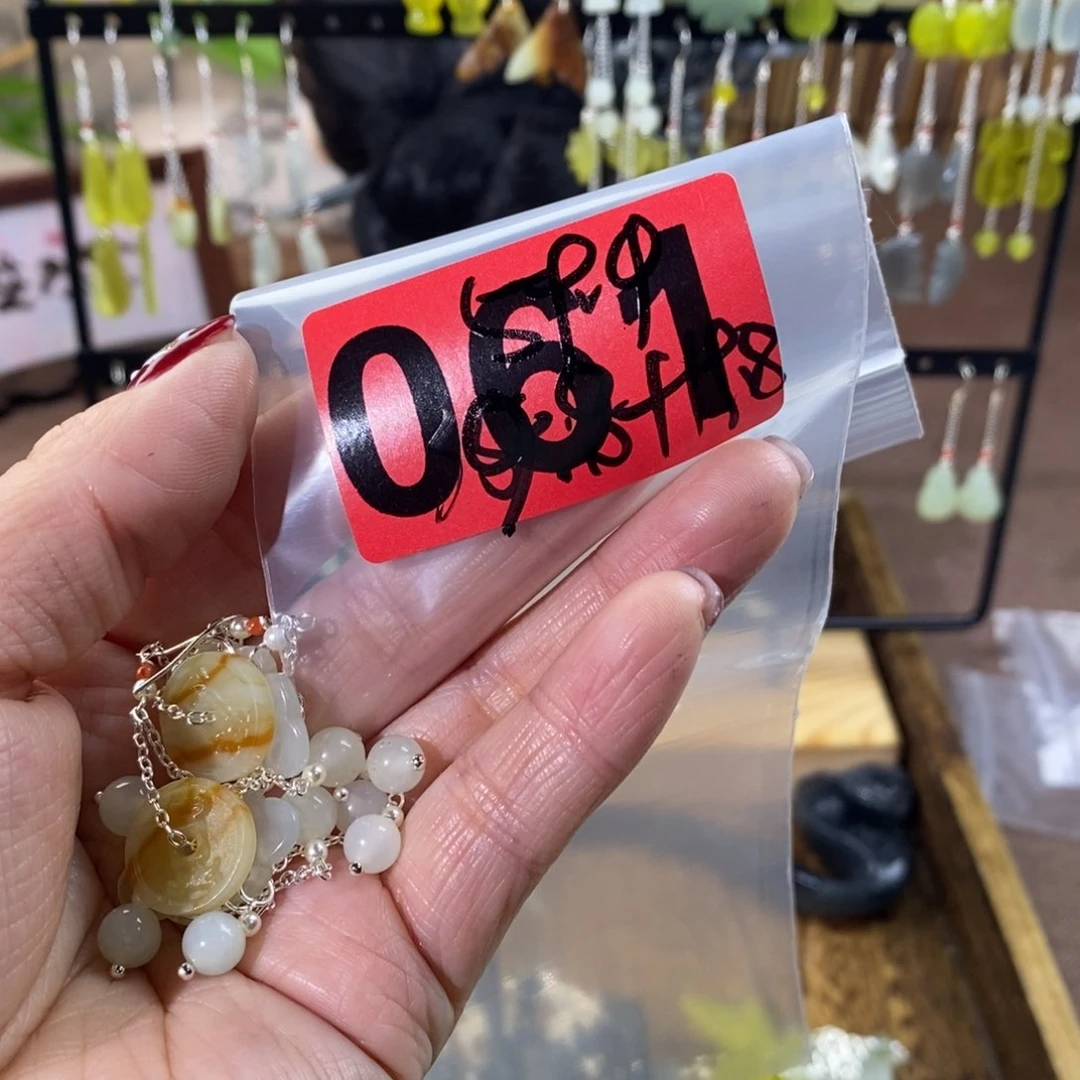 蛇纹石玉玉簪合金骆*五