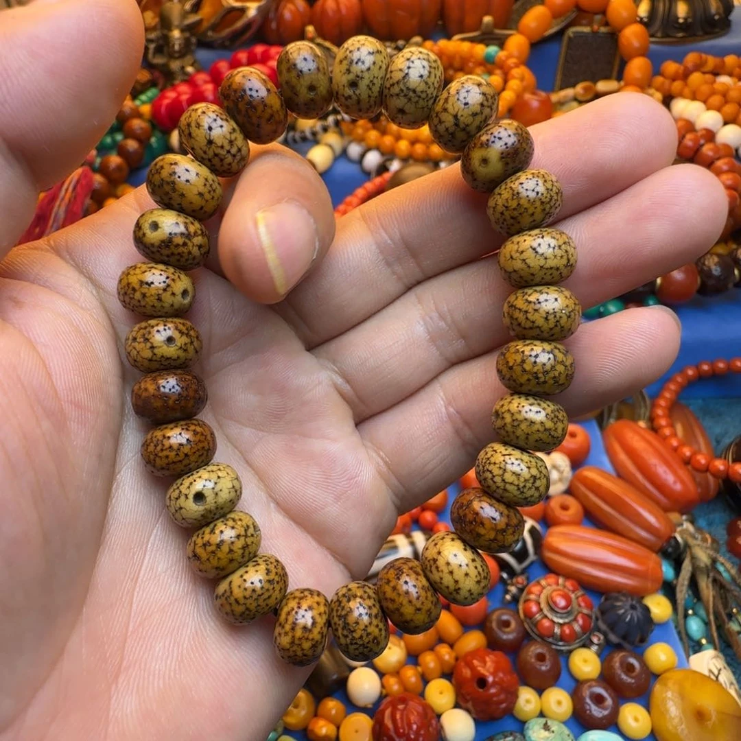 星月菩提吊坠9****叔藏区回流星月菩提手串