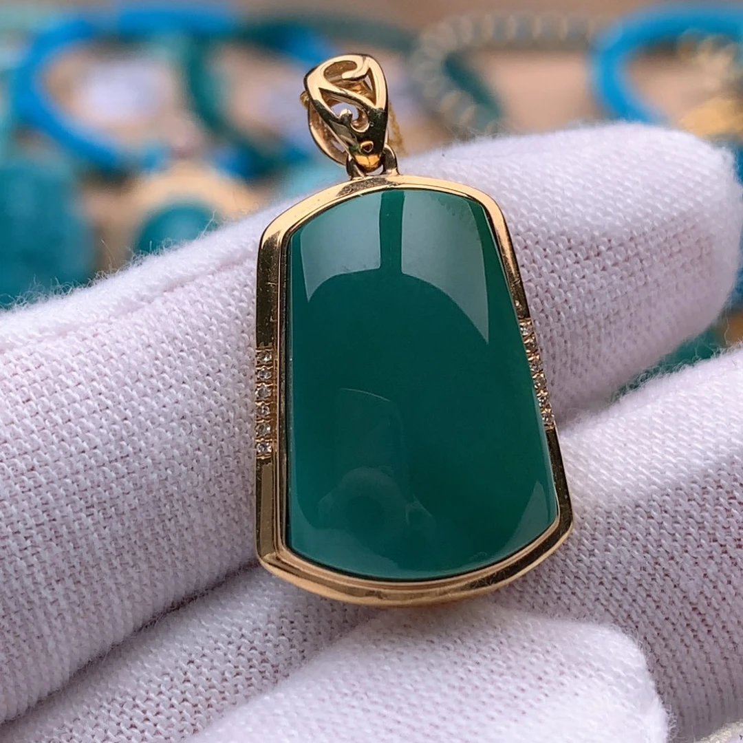 绿松石18K金镶嵌珠宝奇石