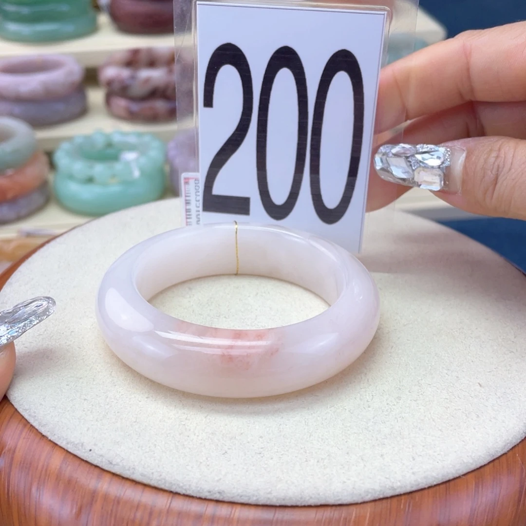 石英质玉未镶嵌手镯52.4圈