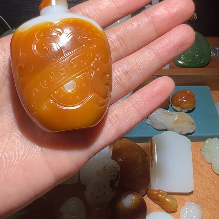 地***坤和田玉未镶嵌挂件