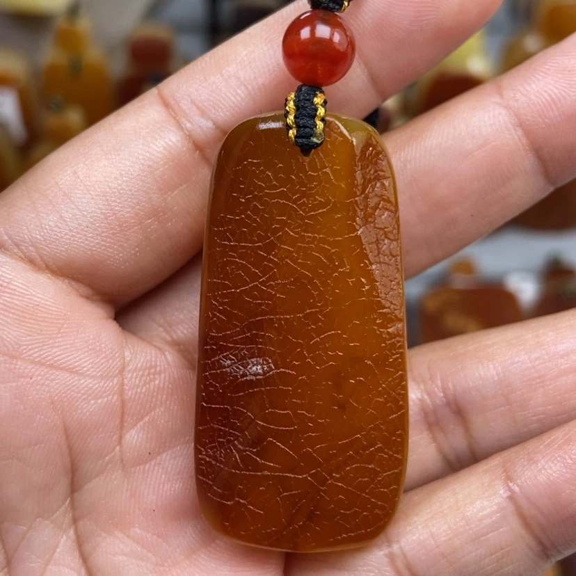 【闪购商品】琥珀颈饰未镶嵌
