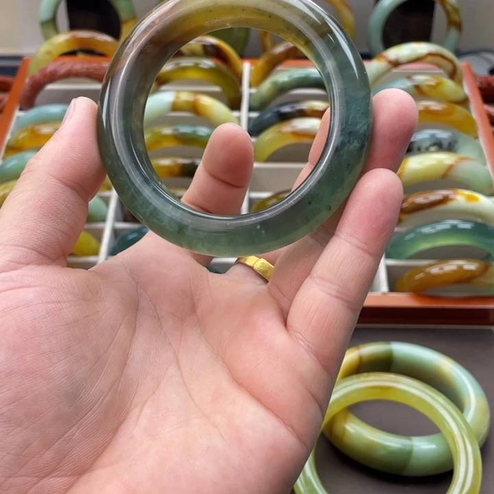 蛇纹石玉未镶嵌手镯琳*