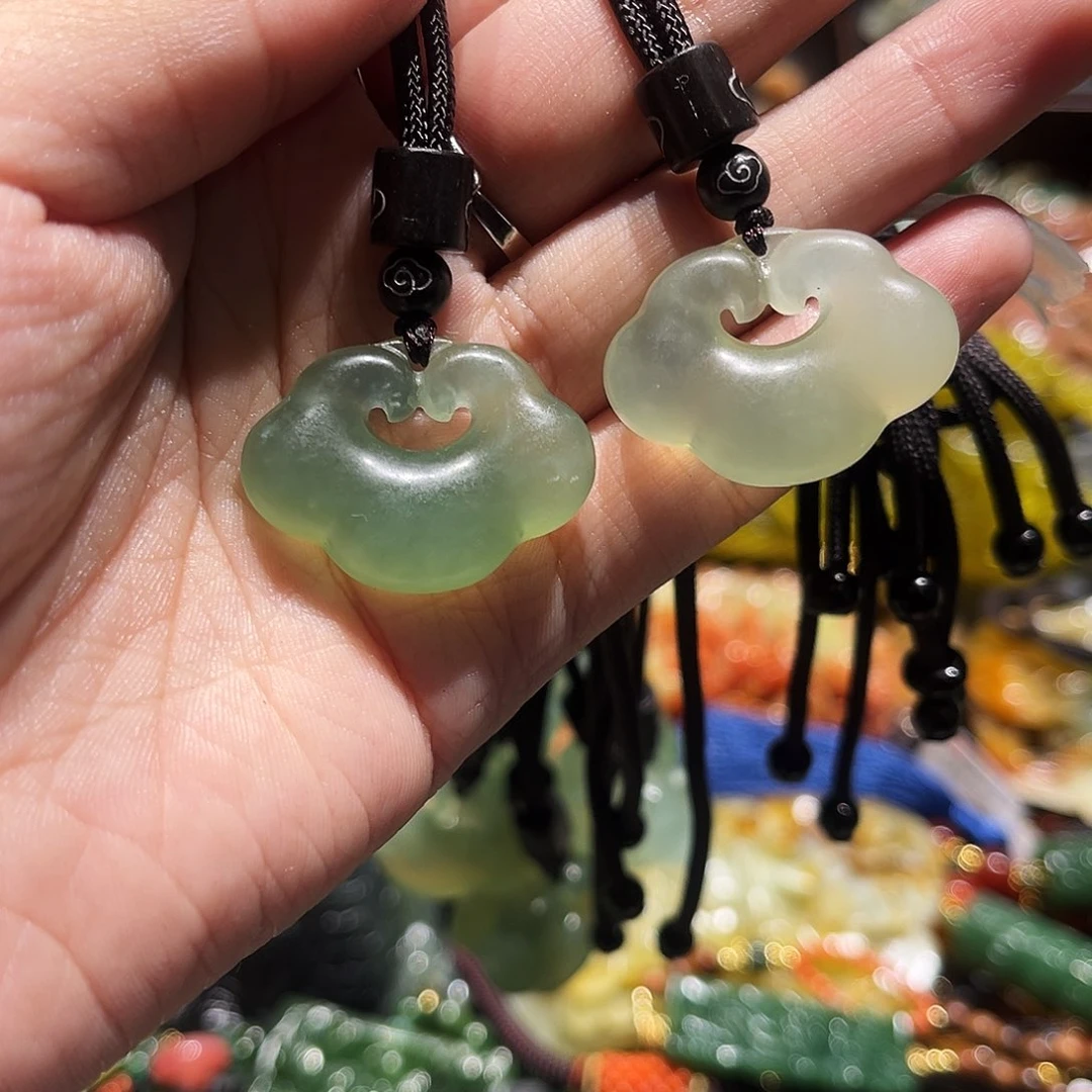 未镶嵌岫玉毛衣链