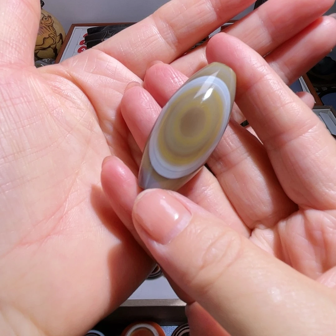 小***吖手链玛瑙未镶嵌玛瑙桶珠