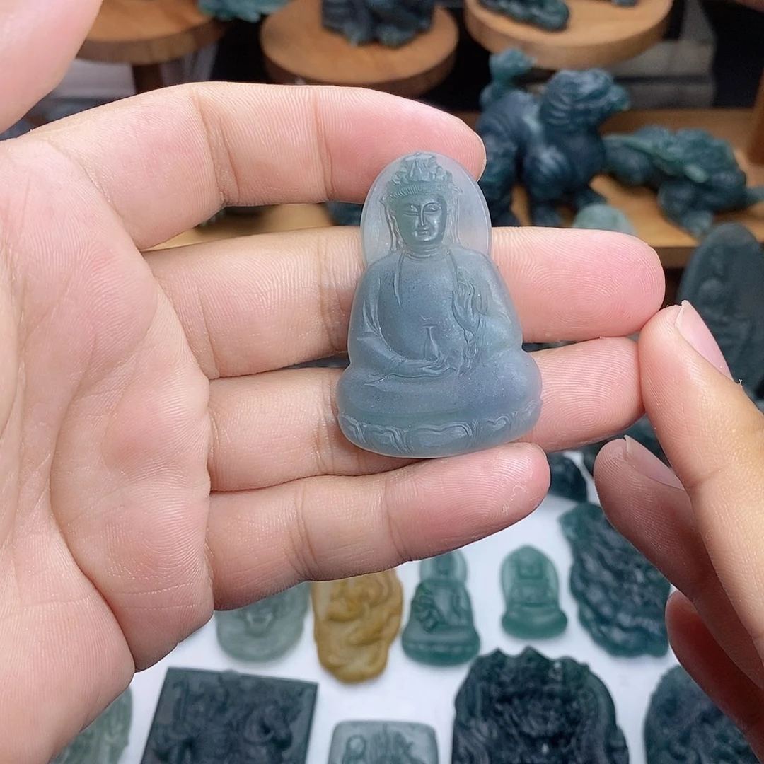 定制翡翠未镶嵌观音