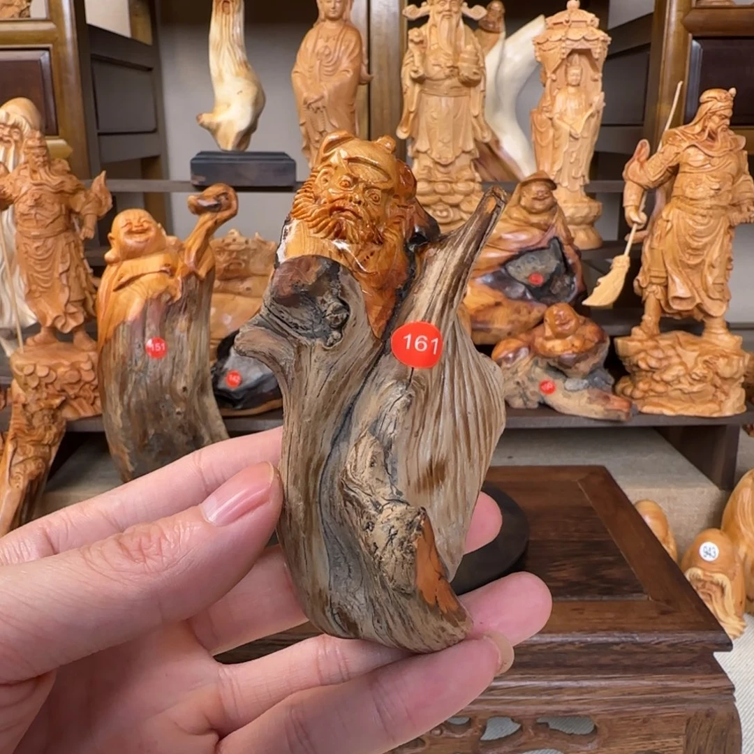 崖柏小木匠艺雕一物一拍
