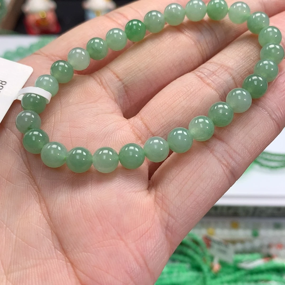 翡翠手链未镶嵌翡翠