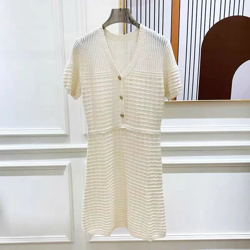 【晓晓轻奢】常规套头夏季V领通勤连衣裙潮流轻奢气质时尚女装百搭