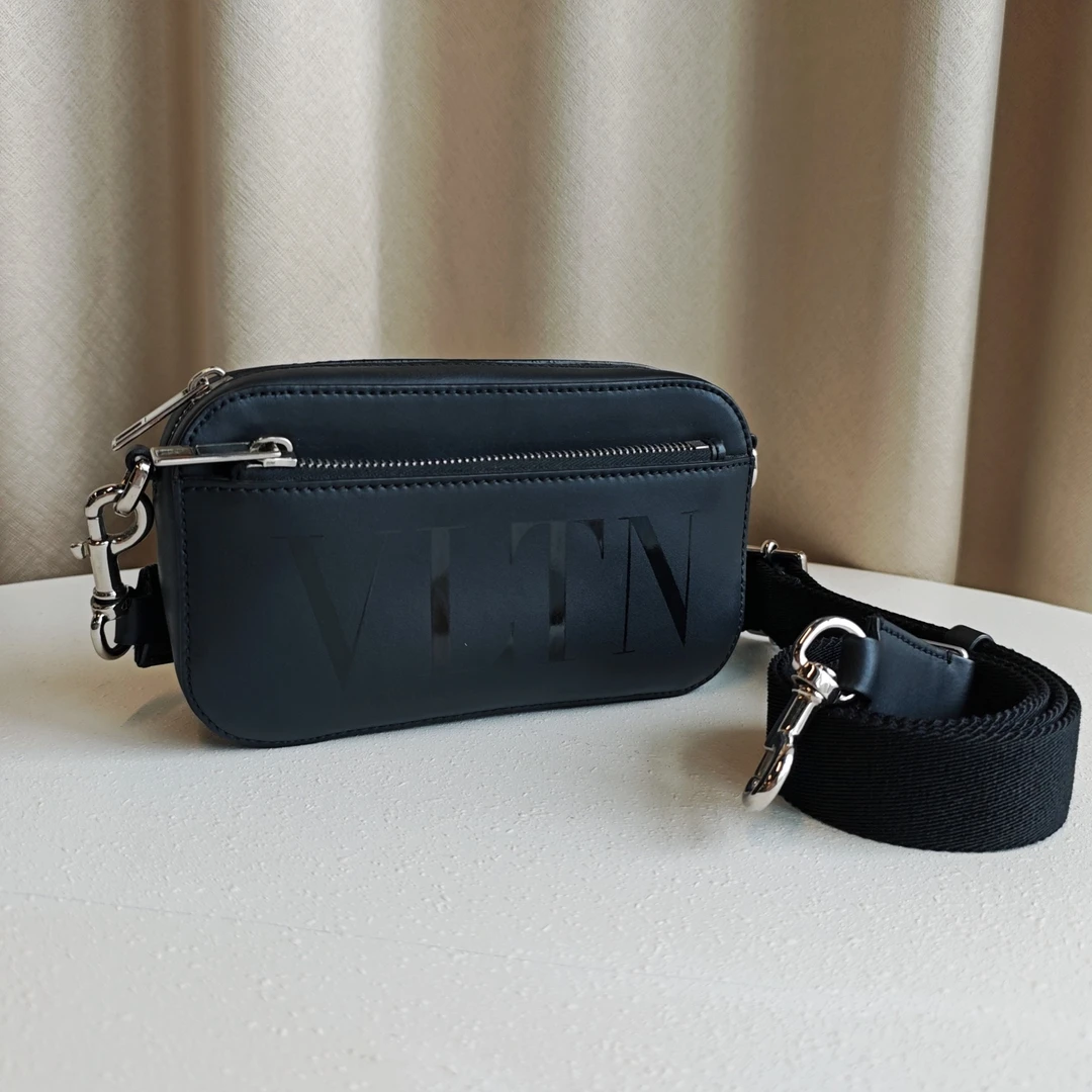 95新 Valentino/华伦天奴 小野专属/95新/单肩包/DY1254