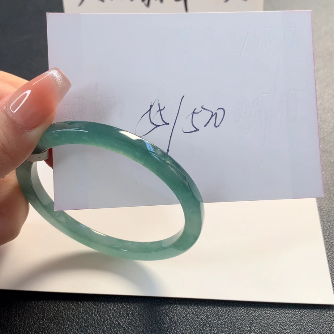 翡翠未镶嵌手镯手镯