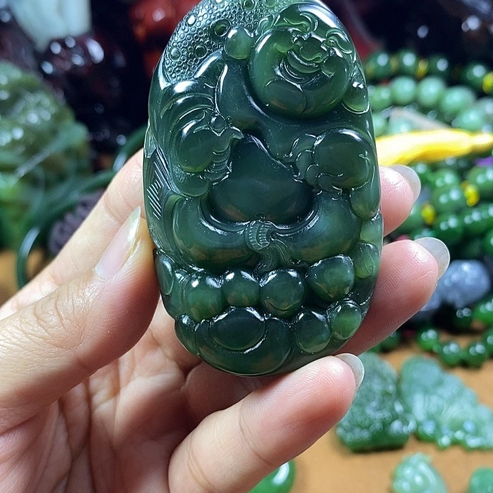 未镶嵌和田玉挂件