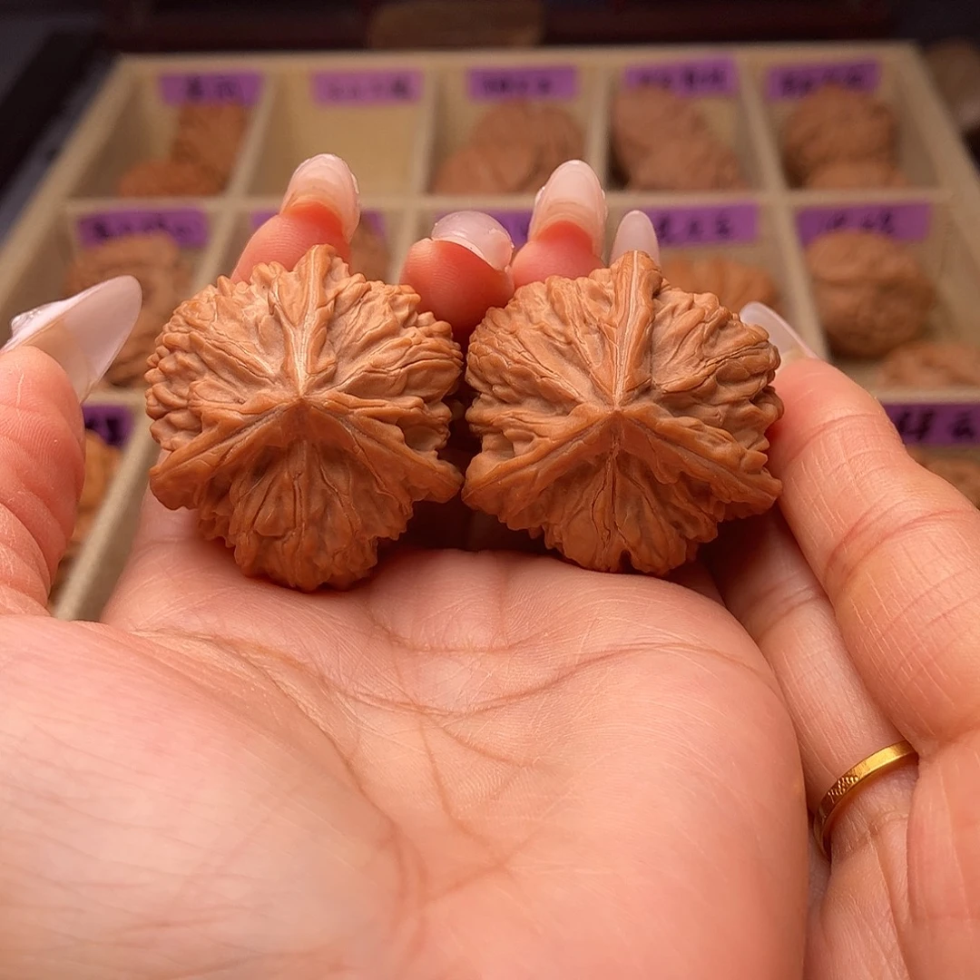 把件文玩核桃文山三棱37