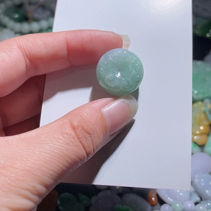 颈饰未镶嵌翡翠天