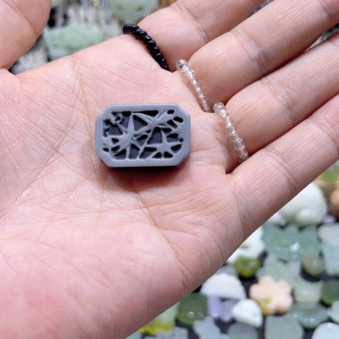 【闪购商品】岫玉未镶嵌颈饰144吊坠