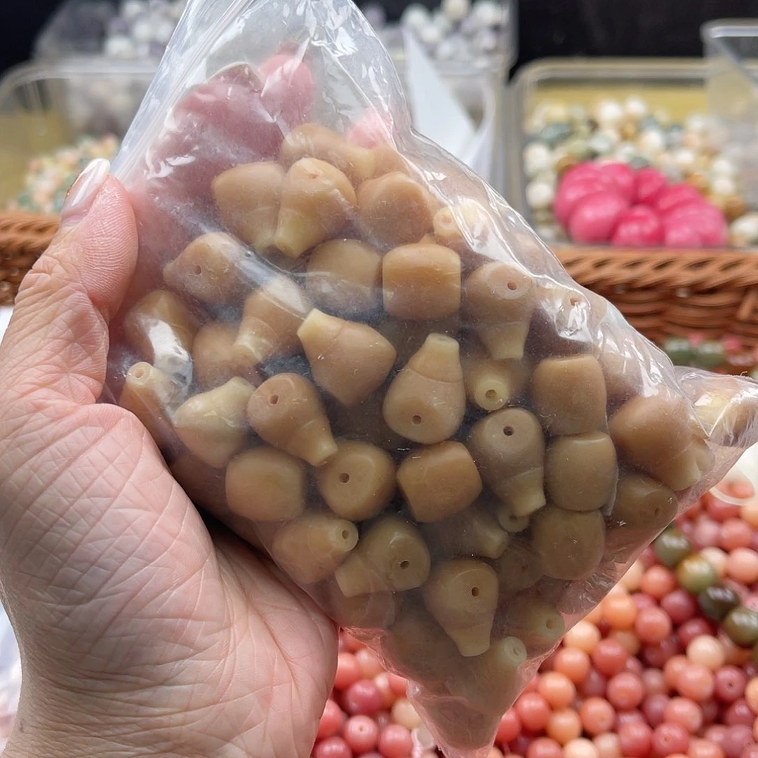 白玉菩提吊坠Z/14mm/3颗微瑕