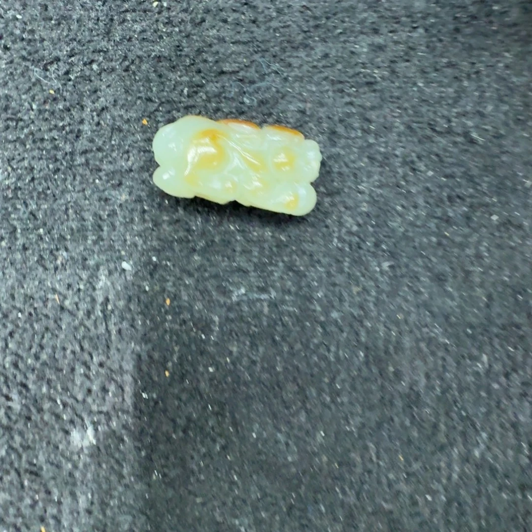 和田玉未镶嵌挂件貔貅