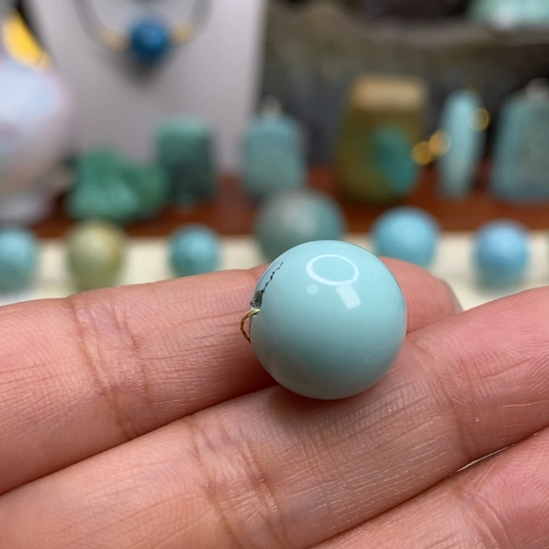 绿松石未镶嵌珠宝奇石13.5