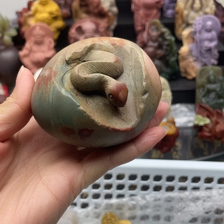 石英质玉未镶嵌摆件