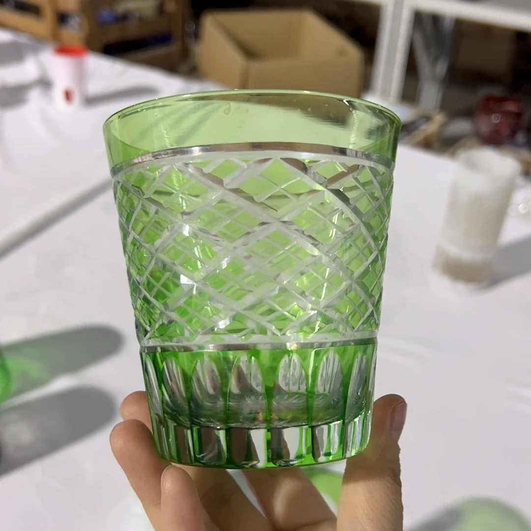 水晶玻璃平底款微瑕一个
