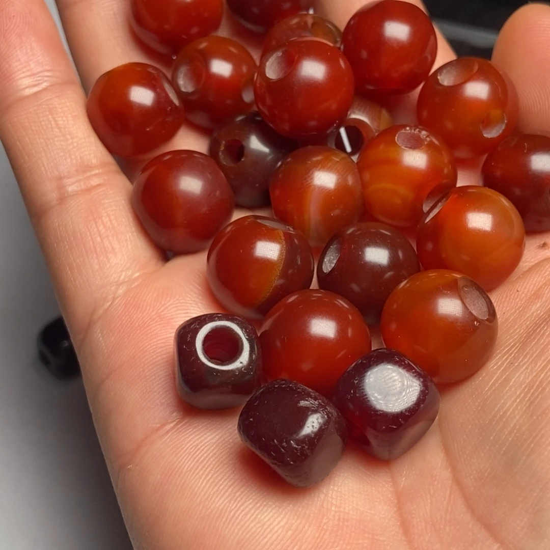 玛瑙/玉髓珠子未镶嵌微瑕玛瑙