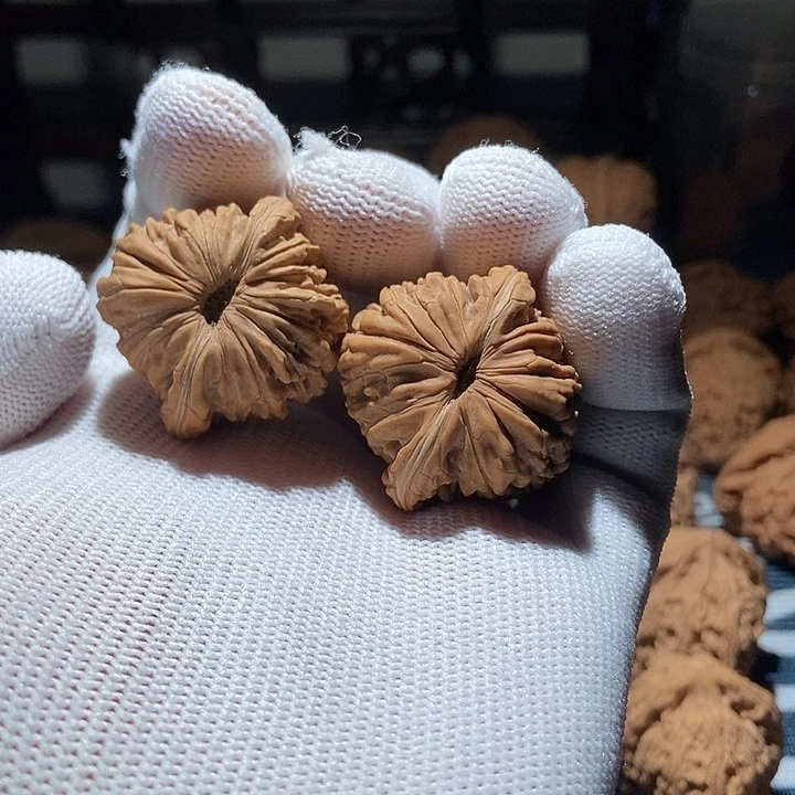 吊坠文玩核桃球楼