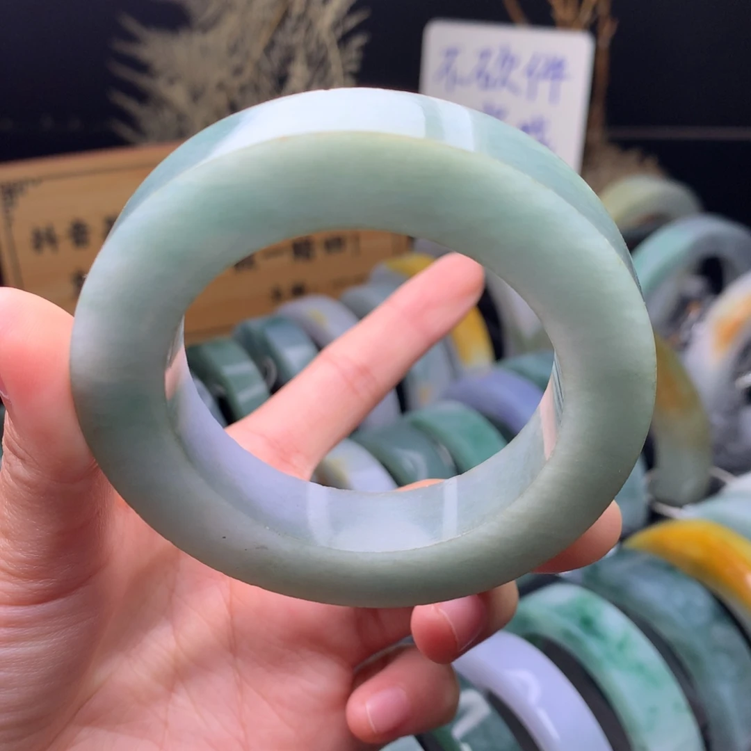 定制翡翠未镶嵌手镯定制不退不换