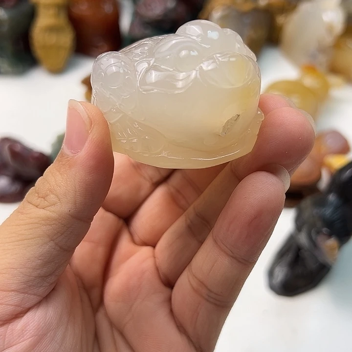 未镶嵌颈饰玛瑙/玉髓