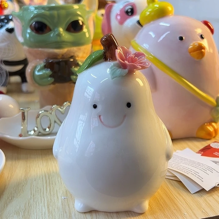 摆件陶瓷等行业的产品出口到世界各地的各个角落