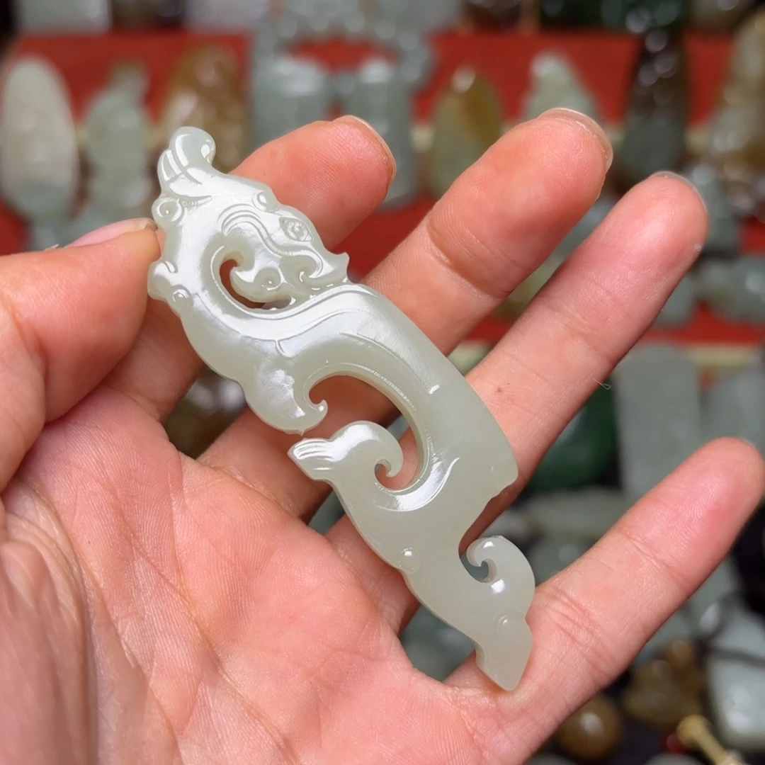 和田玉未镶嵌颈饰陪****站