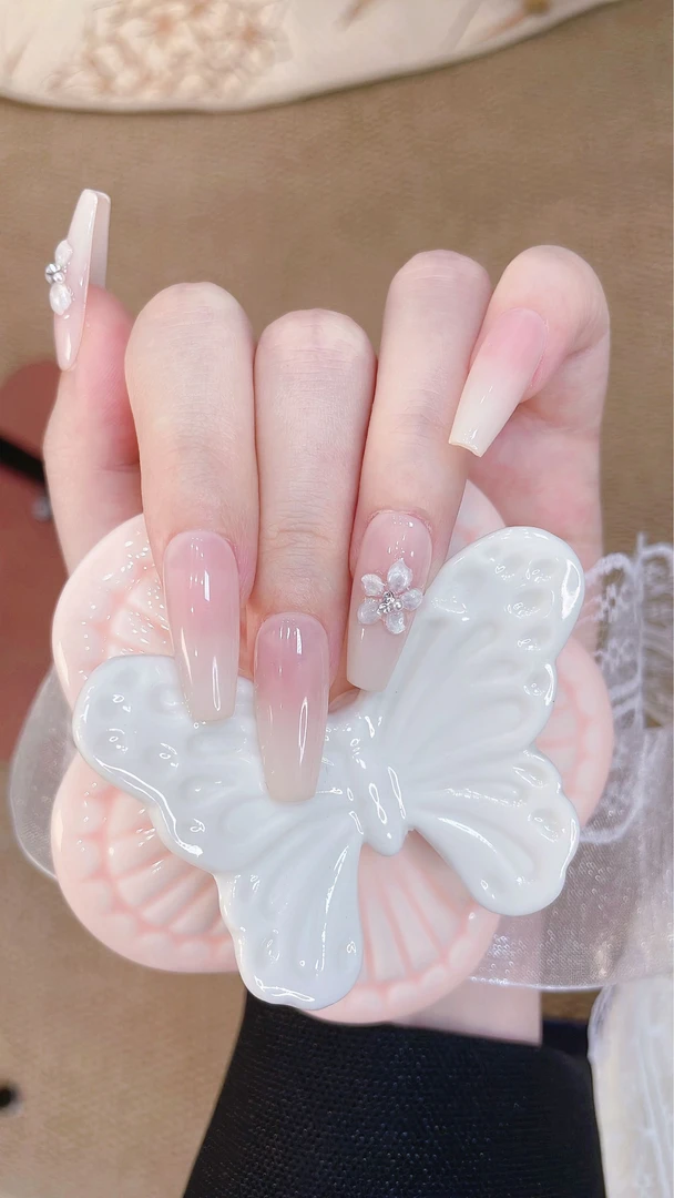 [许妍同款】定制米白款自然显白高级感气质手工穿戴甲B1