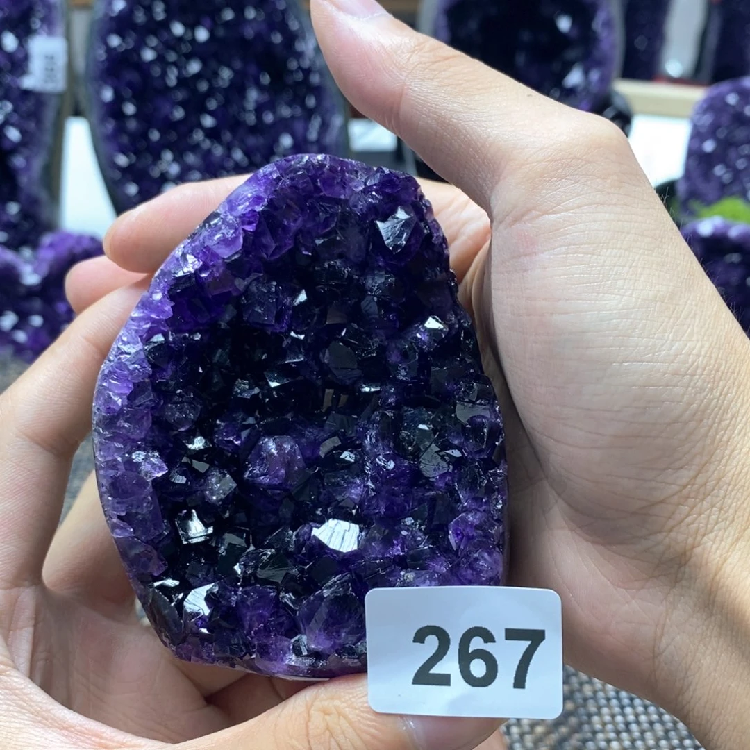 未镶嵌大型摆件（非配饰）水晶