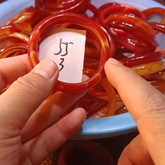 玛瑙/玉髓未镶嵌手镯