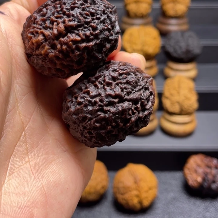 文玩核桃吊坠F妃子笑41