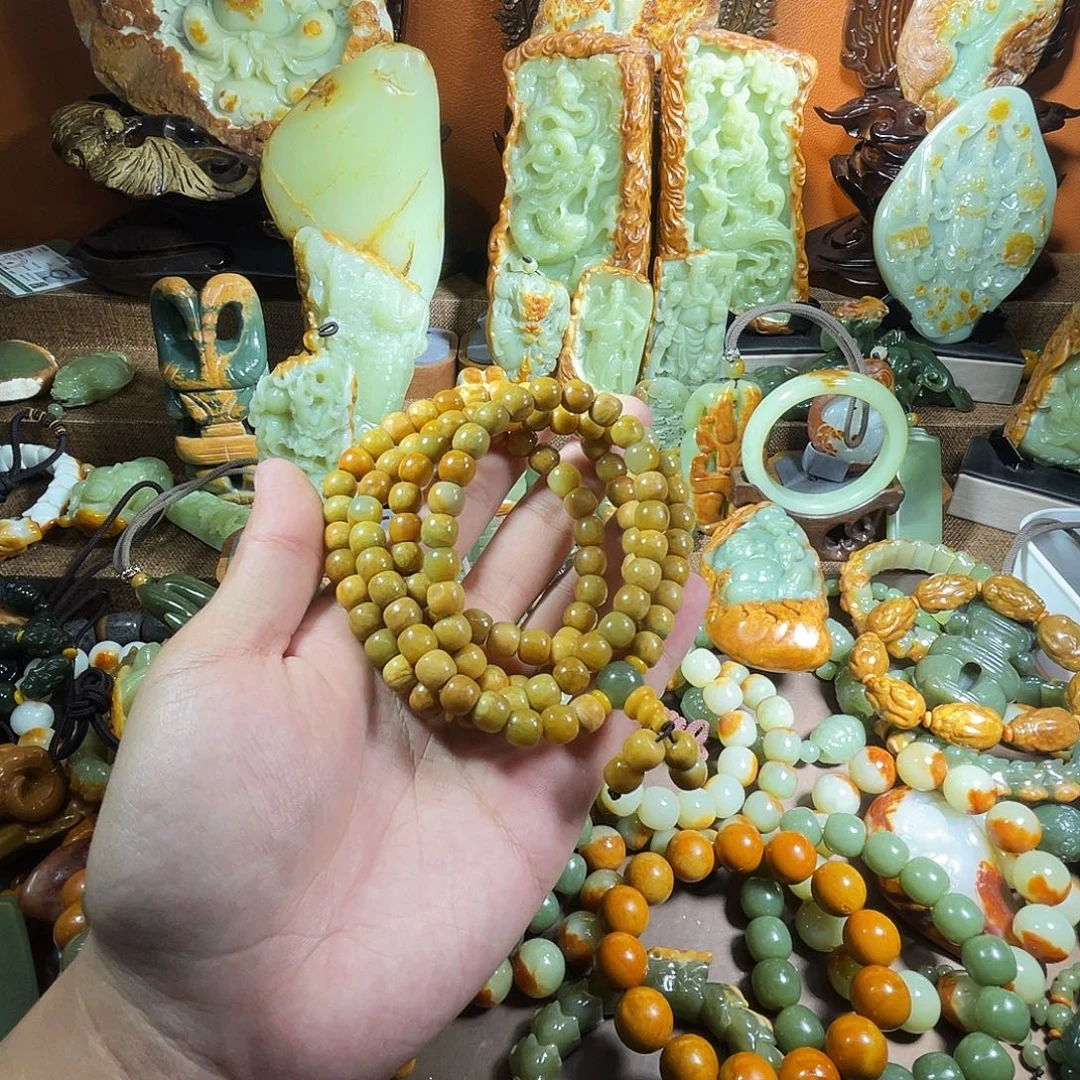 透闪石质玉未镶嵌珠宝奇石