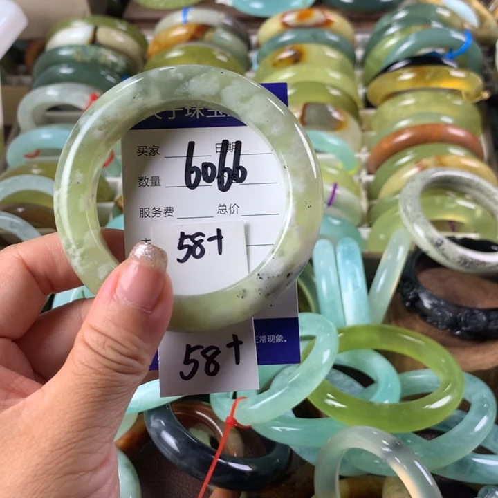 蛇纹石玉未镶嵌手镯6066