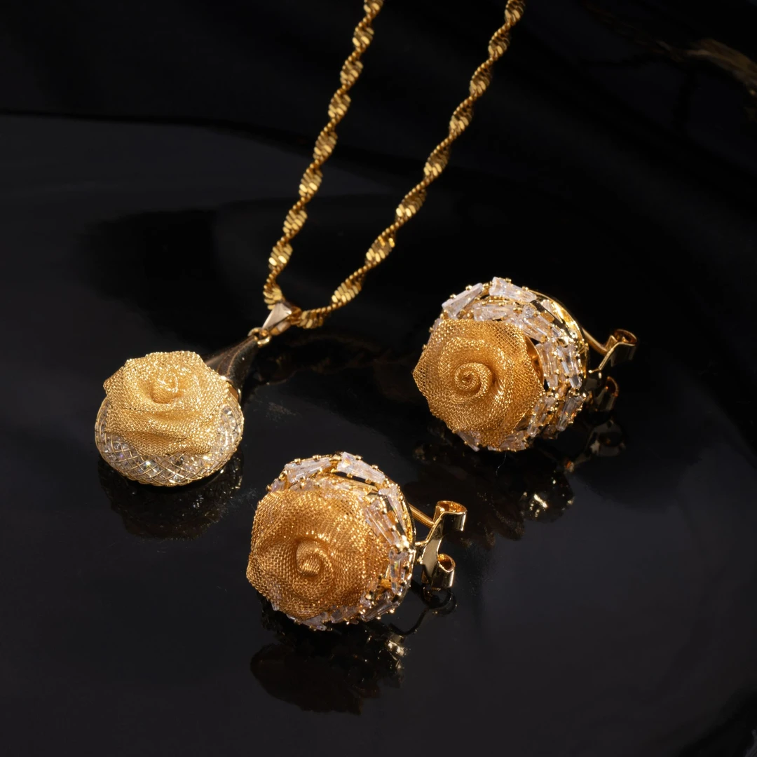 铜合金合成锆石耳饰 【LANSE 新年系列·女王的玫瑰】轻奢耳环项链