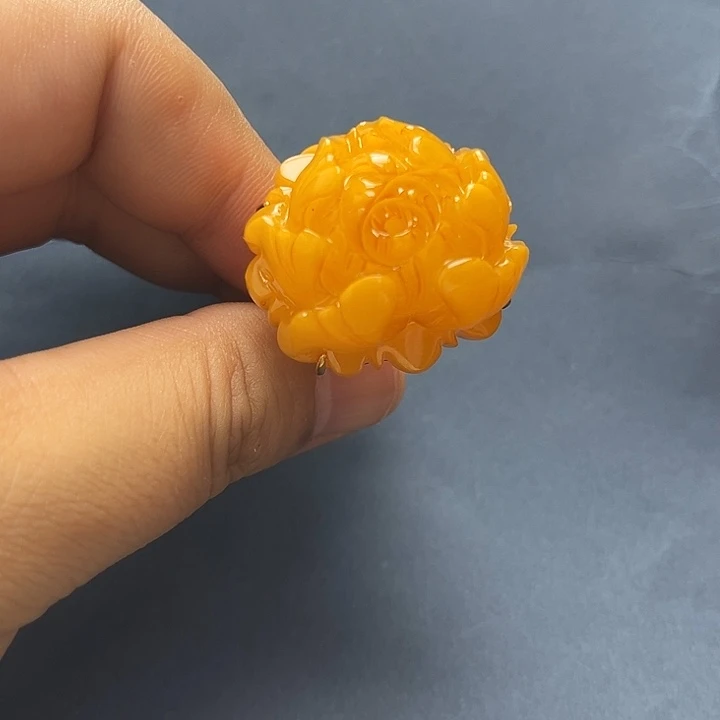 琥珀未镶嵌裸石戒指