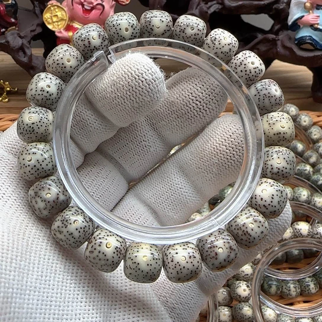 吊坠星月菩提卡11灰冰满天星开播福利