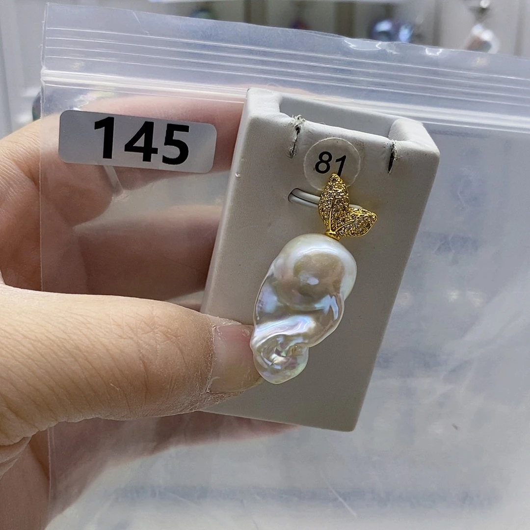 颈饰合金淡水珍珠