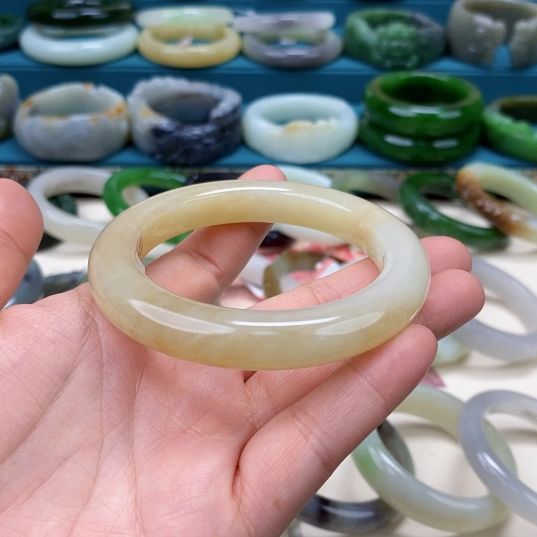 和田玉手镯57.7未镶嵌