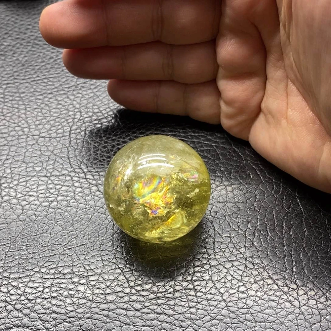 未镶嵌大型摆件（非配饰）水晶