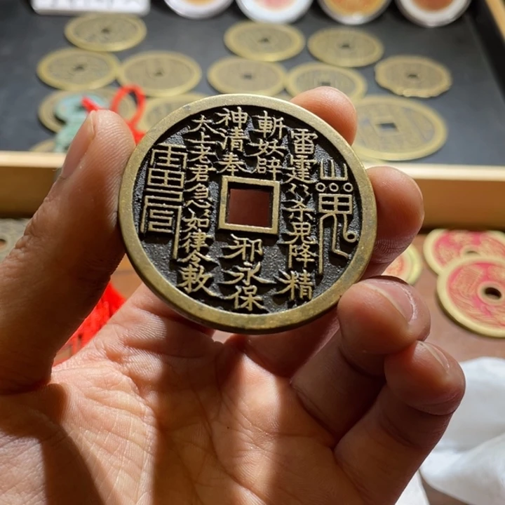 铜现代仿制工艺品