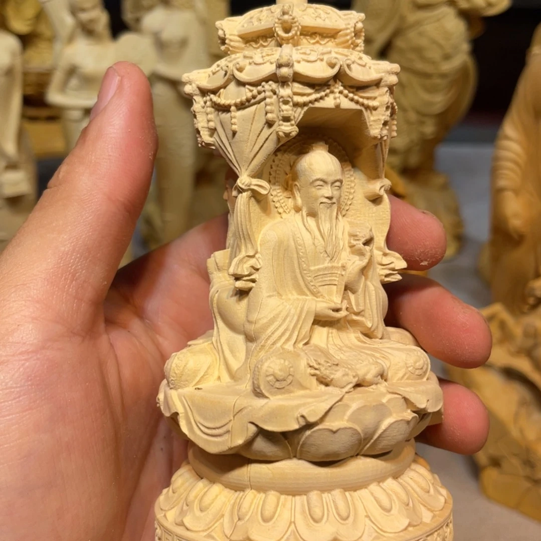 黄杨木瑕疵三清塔