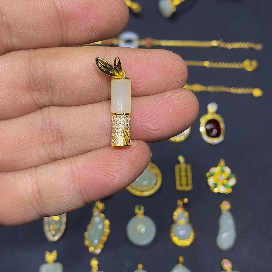 和田玉银S925镀金镶嵌颈饰